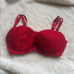 Victoria’s Secret Dream Angels Lace Demi Bra – Size 32D | Lightly Lined | Red
